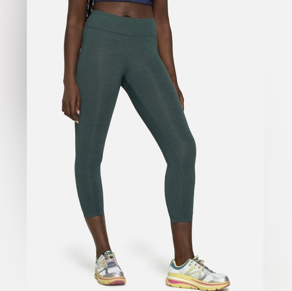 Outdoor Voices Techsweat Flex 7/8 Leggings Size Small Green B - Picture 1 of 4